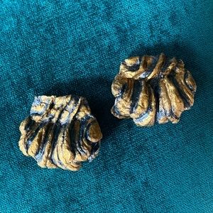 Handmade extra lightweight earrings